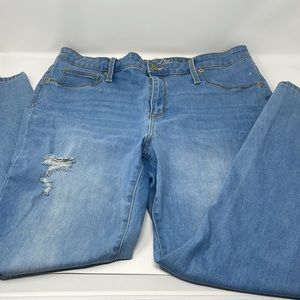 Universal Thread High Rise Distressed Detail Denim Jeans